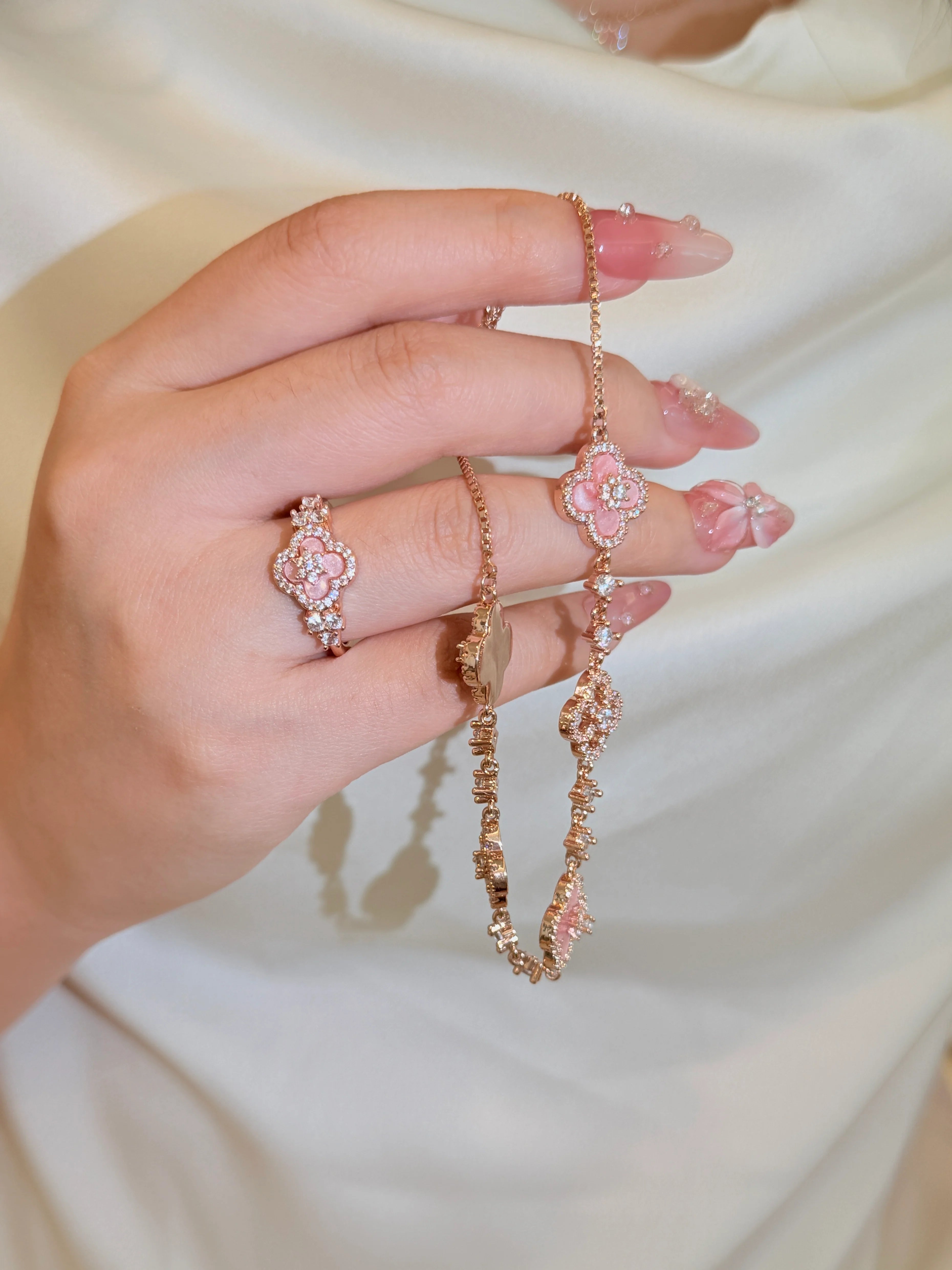 SAKURA MOTIF BRACELET